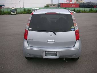 2006 Mitsubishi Colt Pictures