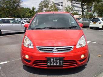 2004 Mitsubishi Colt Plus Photos