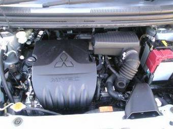 2005 Mitsubishi Colt Plus Photos