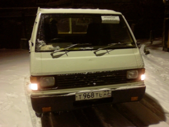1987 Mitsubishi Delica