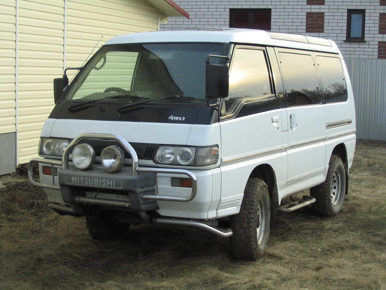 Mitsubishi delica 1991