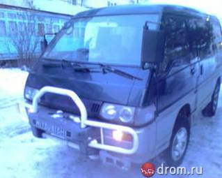 1992 Mitsubishi Delica Photos