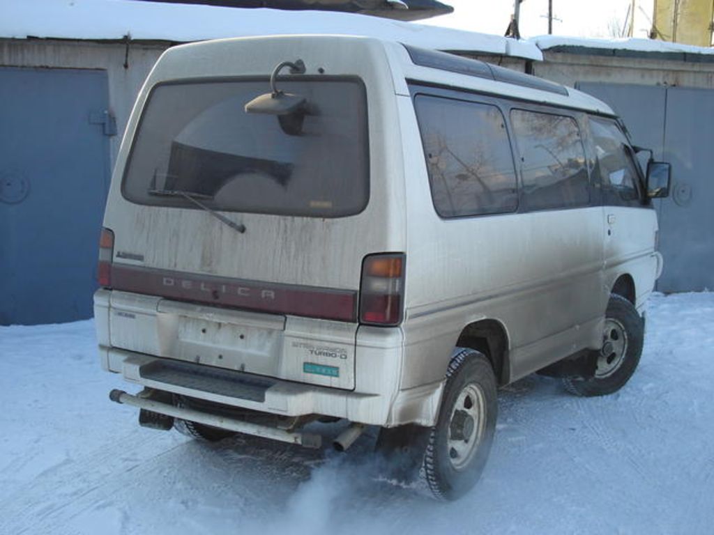 1993 Mitsubishi Delica