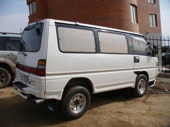 1993 Mitsubishi Delica Pics