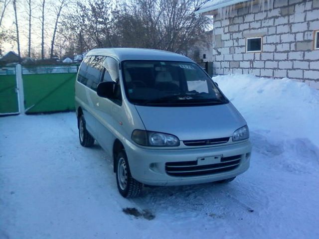 1994 Mitsubishi Delica