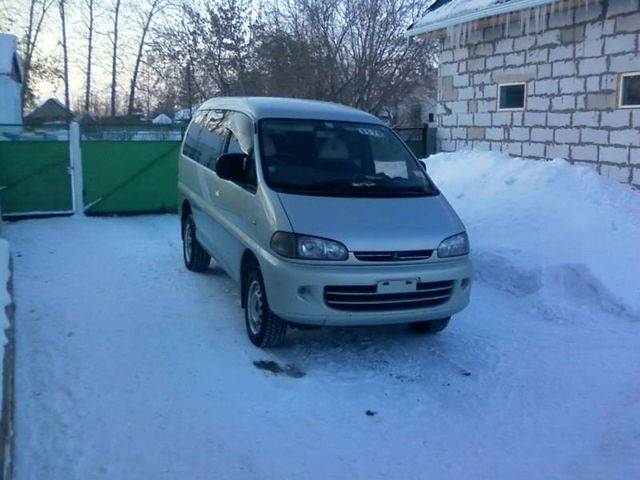 1994 Mitsubishi Delica