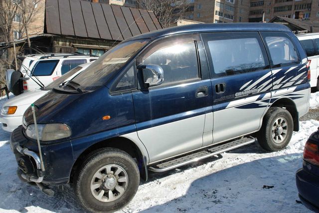 1995 Mitsubishi Delica