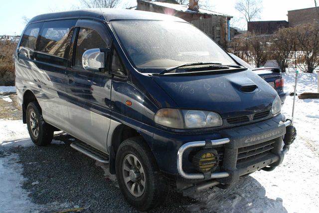 1995 Mitsubishi Delica