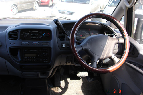 1995 Mitsubishi Delica Images