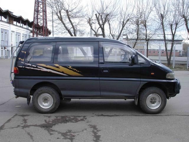 Mitsubishi delica 1996