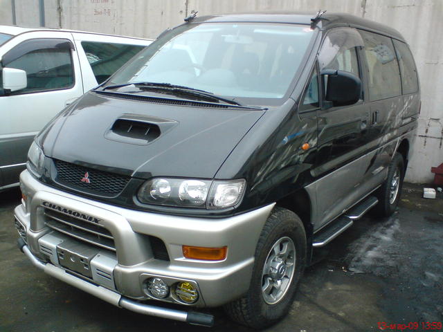 Mitsubishi delica 1999