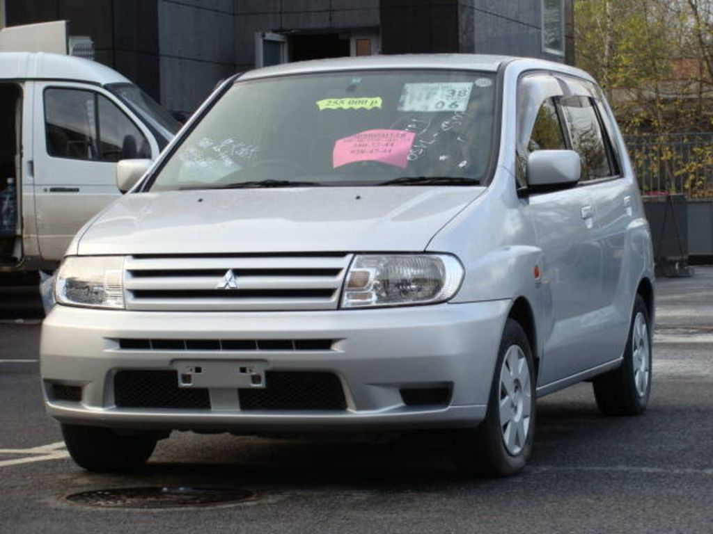 2002 Mitsubishi Dingo