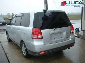 2000 Mitsubishi Dion Pictures