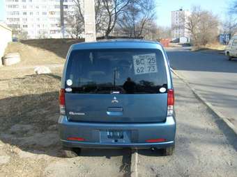2003 Mitsubishi eK Wagon Pictures