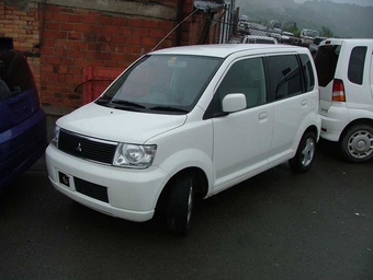 2004 Mitsubishi eK Wagon