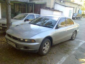 1996 Mitsubishi Galant Photos