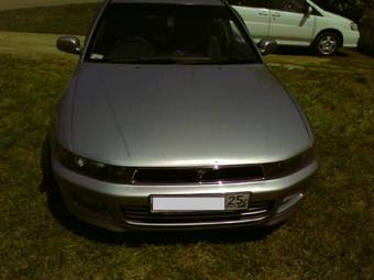 1998 Mitsubishi Galant Pictures
