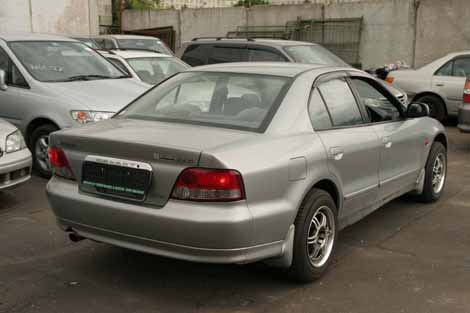 1999 Mitsubishi Galant Pictures