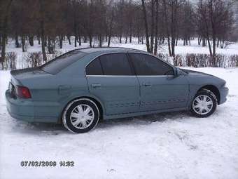 1999 Mitsubishi Galant Pictures