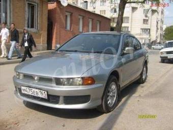 1999 Mitsubishi Galant Pictures