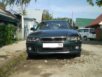 1999 Mitsubishi Galant Photos