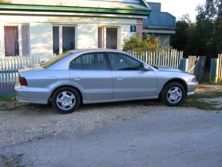 2000 Mitsubishi Galant