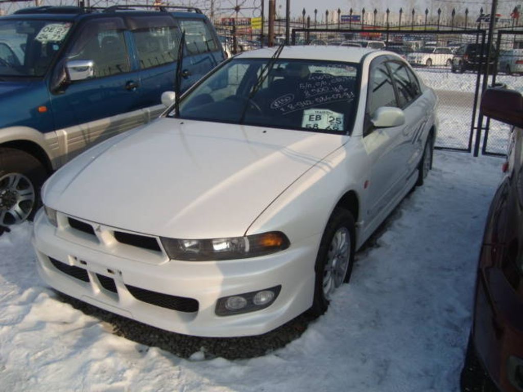 2000 Mitsubishi Galant