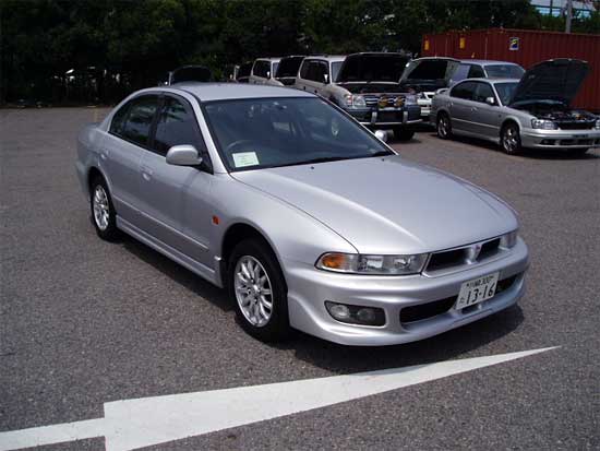 2001 Mitsubishi Galant Photos