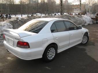 2001 Mitsubishi Galant Photos