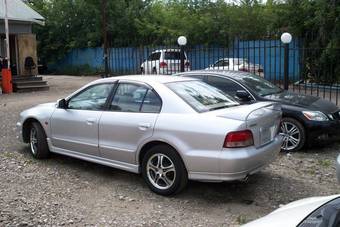 2001 Mitsubishi Galant Pictures