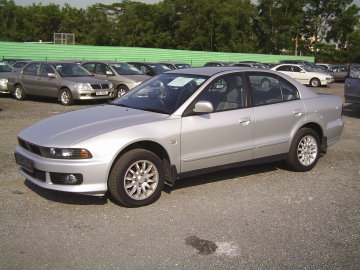 2002 Mitsubishi Galant Pictures