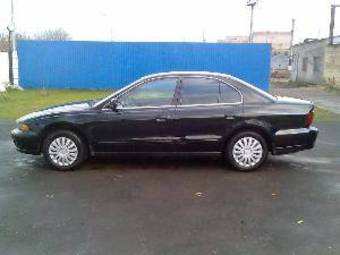 2002 Mitsubishi Galant Photos