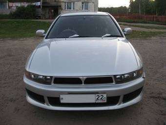 2002 Mitsubishi Galant Photos