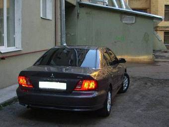 2003 Mitsubishi Galant Pics