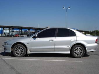 2003 Mitsubishi Galant Photos