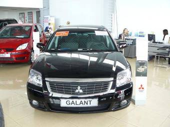 2008 Mitsubishi Galant Photos