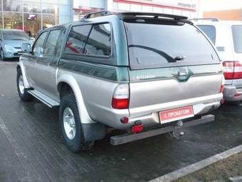 2004 Mitsubishi L200 Images