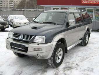 2005 Mitsubishi L200 Photos