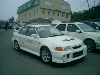 1999 Mitsubishi Lancer Pictures