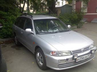 1999 Mitsubishi Lancer Photos