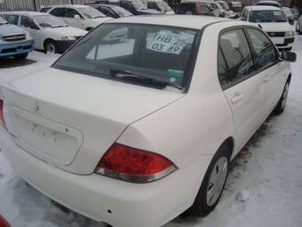 2003 Mitsubishi Lancer Pictures