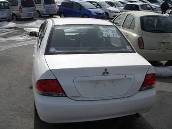 2003 Mitsubishi Lancer Photos