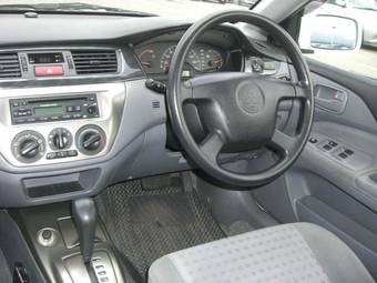 2003 Mitsubishi Lancer Pictures