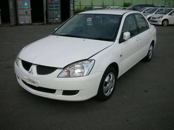 2003 Mitsubishi Lancer Photos