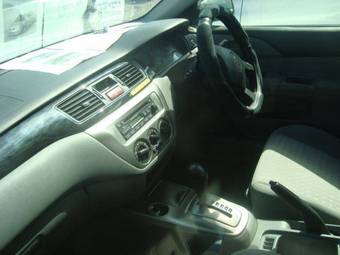 2003 Mitsubishi Lancer Photos