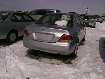 2003 Mitsubishi Lancer Images