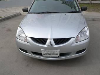 2003 Mitsubishi Lancer Photos