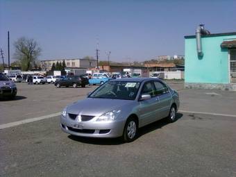 2003 Mitsubishi Lancer Photos