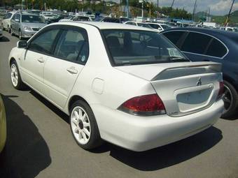 2003 Mitsubishi Lancer Photos