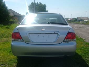 2003 Mitsubishi Lancer Photos